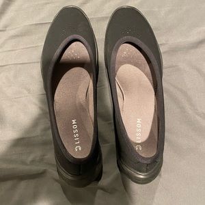 Lissom flats size 8.5